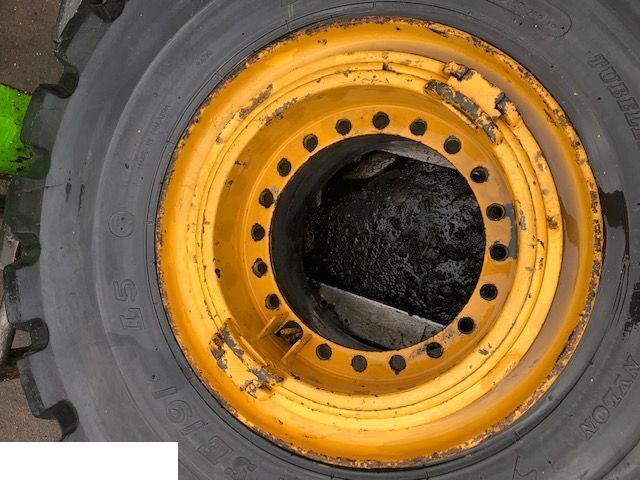 Liebherr Koło Do Ładowarki 26.5x25 - Komplektne ratas - Ehitusmasinad: pilt 3 Liebherr Koło Do Ładowarki 26.5x25 - Komplektne ratas - Ehitusmasinad: pilt 3