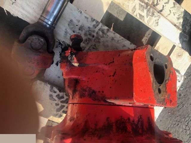 Manitou 524 - Zwrotnica Zwolnica Półoś Piasta - Käändtelg - Põllutööseade: pilt 3 Manitou 524 - Zwrotnica Zwolnica Półoś Piasta - Käändtelg - Põllutööseade: pilt 3