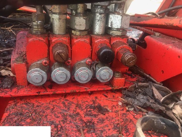 Manitou 626 - Siłownik Poziomowania - Hüdrauliline silinder - Põllutööseade: pilt 5 Manitou 626 - Siłownik Poziomowania - Hüdrauliline silinder - Põllutööseade: pilt 5