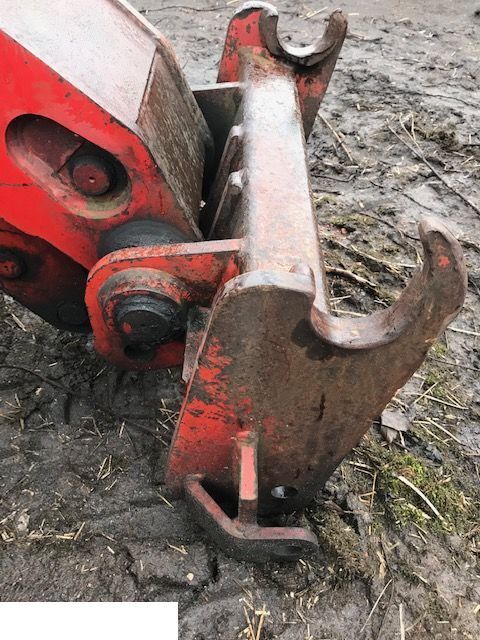 Manitou 626 - Siłownik Wychyłu Łyźki - Hüdrauliline silinder - Põllutööseade: pilt 3 Manitou 626 - Siłownik Wychyłu Łyźki - Hüdrauliline silinder - Põllutööseade: pilt 3