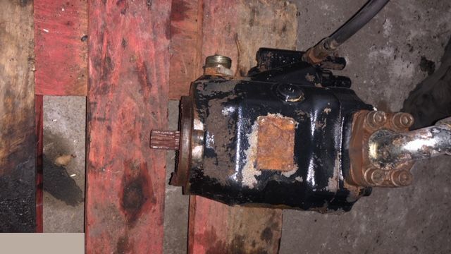 Manitou 634 - Pompa Hydrauliki - Hüdrauliline pump - Põllutööseade: pilt 2 Manitou 634 - Pompa Hydrauliki - Hüdrauliline pump - Põllutööseade: pilt 2