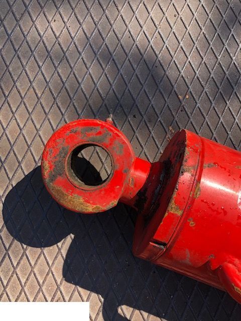 Manitou 731 - Siłownik Główny - Hüdrauliline silinder - Teleskooplaadur: pilt 4 Manitou 731 - Siłownik Główny - Hüdrauliline silinder - Teleskooplaadur: pilt 4
