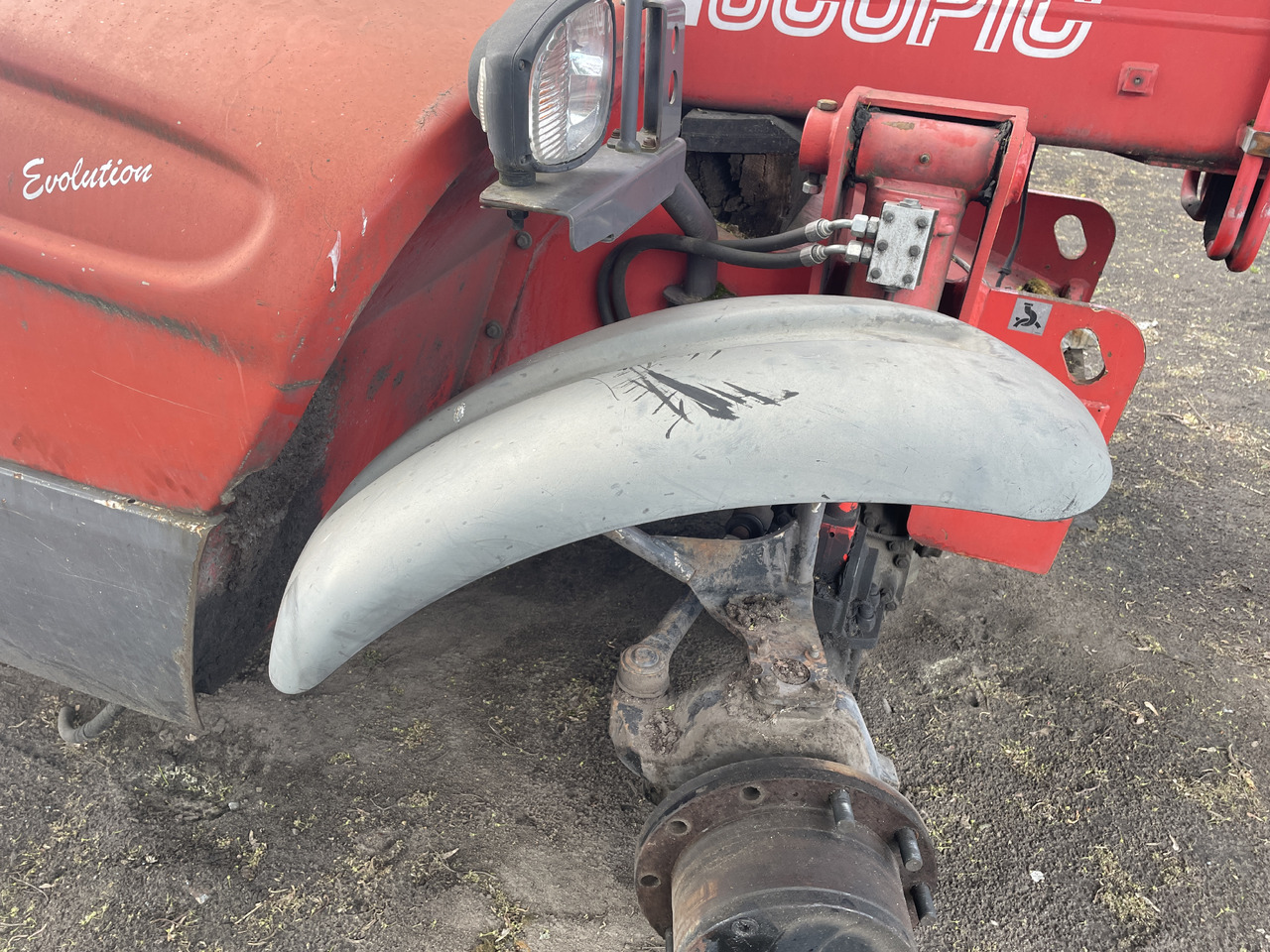 Manitou MHT 860 - części - błotniki drzwi kabina - Uks ja varuosad - Põllutööseade: pilt 4 Manitou MHT 860 - części - błotniki drzwi kabina - Uks ja varuosad - Põllutööseade: pilt 4