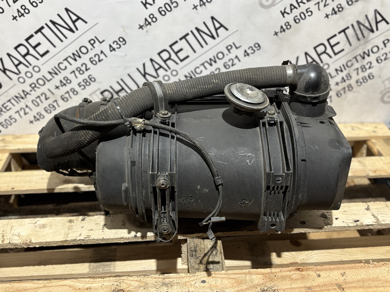 Massey Ferguson 4286482M92 Obudowa Filtra Powietrza Zespół - Õhufilter - Põllutööseade: pilt 5 Massey Ferguson 4286482M92 Obudowa Filtra Powietrza Zespół - Õhufilter - Põllutööseade: pilt 5