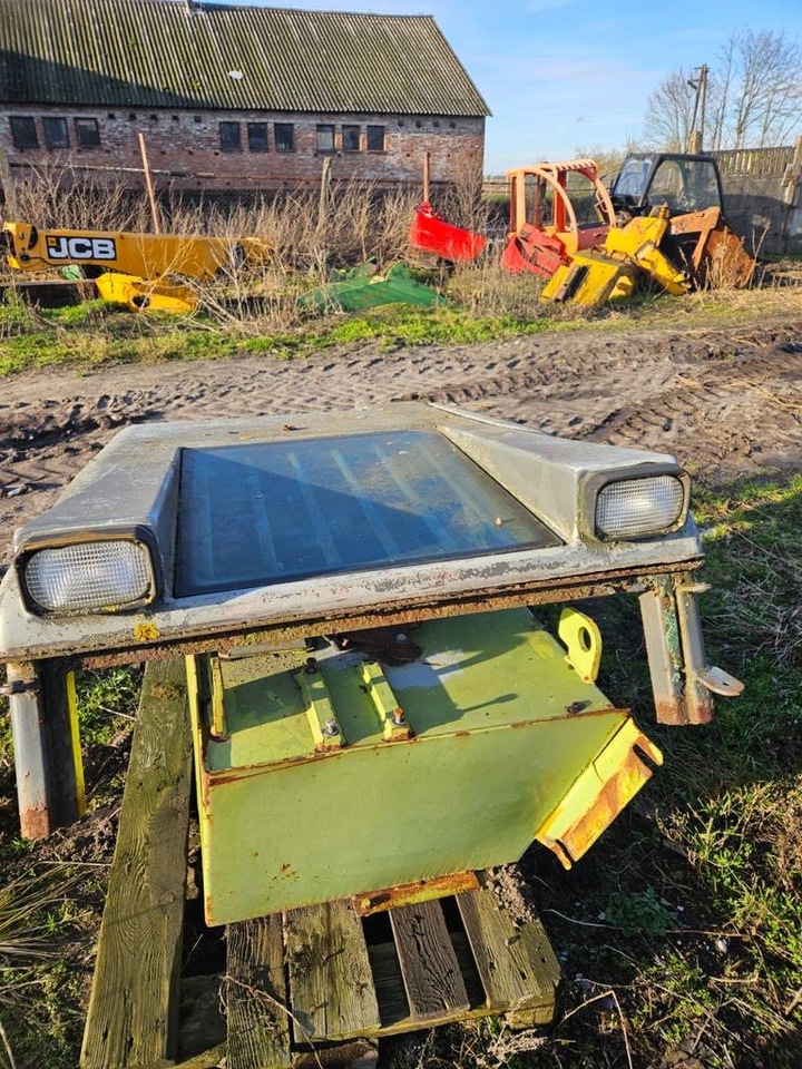 Matbro ładowarka - dach - Pealisehitus ja välispind - Põllutööseade: pilt 2 Matbro ładowarka - dach - Pealisehitus ja välispind - Põllutööseade: pilt 2