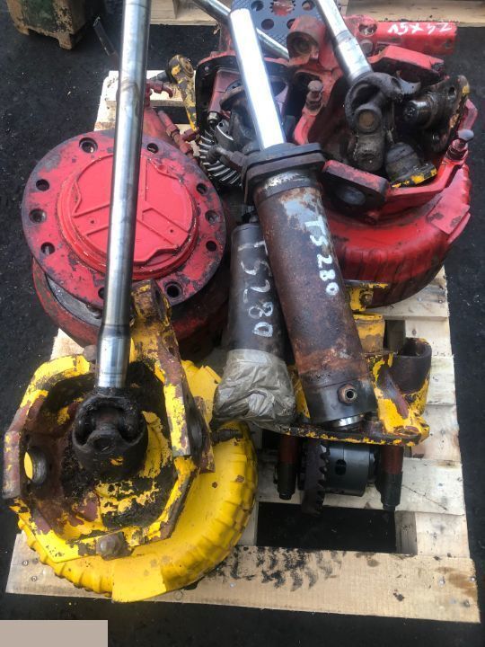 Matbro ts 280 - Siłownik Skrętu - Hüdrauliline silinder - Põllutööseade: pilt 2 Matbro ts 280 - Siłownik Skrętu - Hüdrauliline silinder - Põllutööseade: pilt 2
