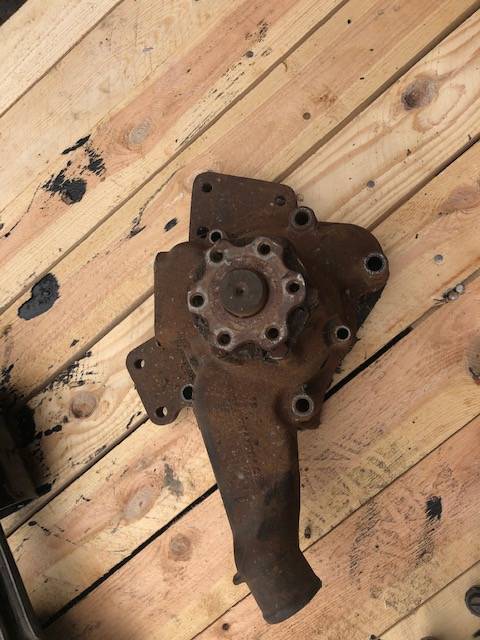 Mercedes Om 352 - Pompa Wody - Jahutusvedeliku pump - Põllutööseade: pilt 5 Mercedes Om 352 - Pompa Wody - Jahutusvedeliku pump - Põllutööseade: pilt 5