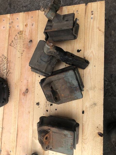 Mercedes Om 352 - Pompa Wody - Jahutusvedeliku pump - Põllutööseade: pilt 1 Mercedes Om 352 - Pompa Wody - Jahutusvedeliku pump - Põllutööseade: pilt 1