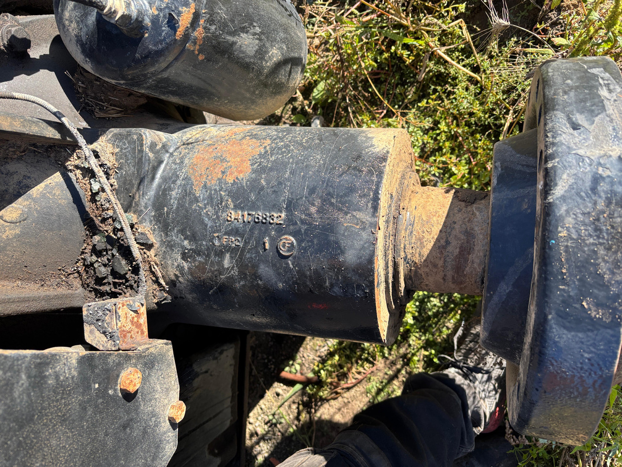 NEW HOLLAND T8.390 Zwrotnica Lewa Tył Obudowa Mechanizm Różnicowy 84176832 - Käändtelg - Põllutööseade: pilt 1 NEW HOLLAND T8.390 Zwrotnica Lewa Tył Obudowa Mechanizm Różnicowy 84176832 - Käändtelg - Põllutööseade: pilt 1