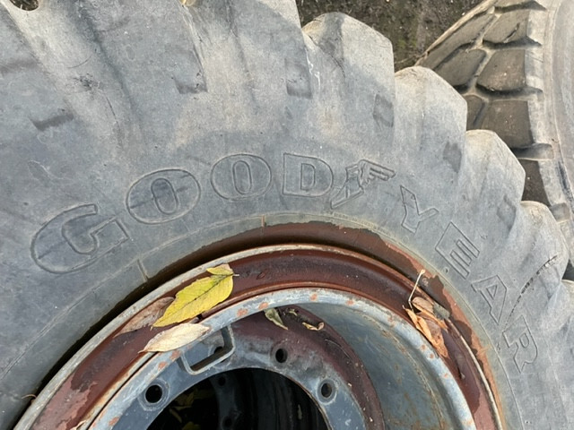 Opona Goodyear 20.5r25 - Rehv - Põllutööseade: pilt 2 Opona Goodyear 20.5r25 - Rehv - Põllutööseade: pilt 2