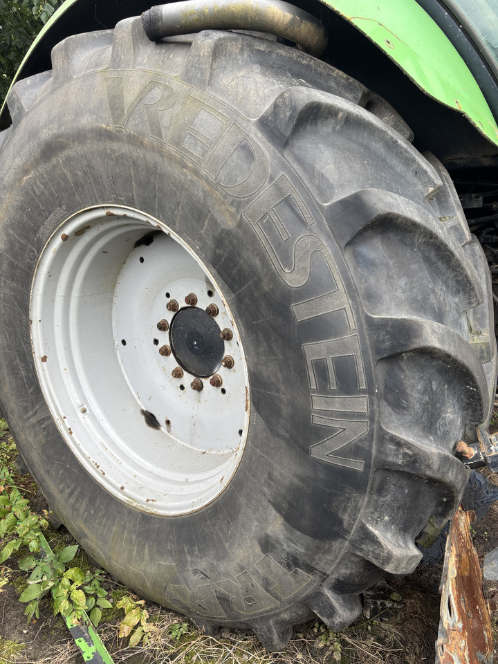 Opona Vredestein Traxion XXL 650/85R38 - Komplektne ratas: pilt 1 Opona Vredestein Traxion XXL 650/85R38 - Komplektne ratas: pilt 1