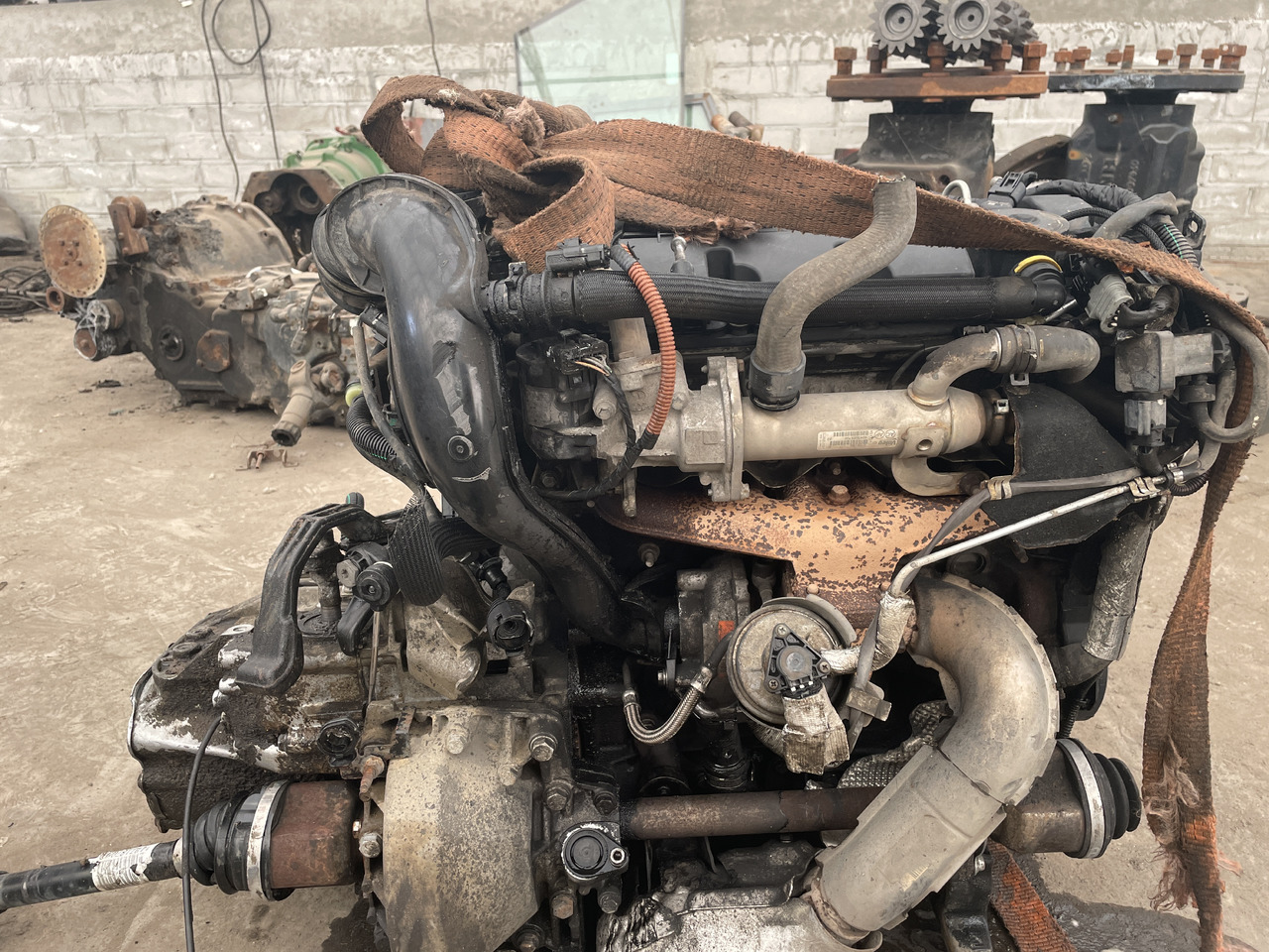 Peugeot Citroen silnik 2,0 HDI - kompletny ze skrzynią - Mootor - Auto: pilt 2 Peugeot Citroen silnik 2,0 HDI - kompletny ze skrzynią - Mootor - Auto: pilt 2
