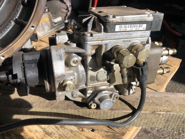 Pompa BOSCH: 0470004014 0986444516 PERKINS: 2644N204 - Kütusepump - Põllutööseade: pilt 1 Pompa BOSCH: 0470004014 0986444516 PERKINS: 2644N204 - Kütusepump - Põllutööseade: pilt 1