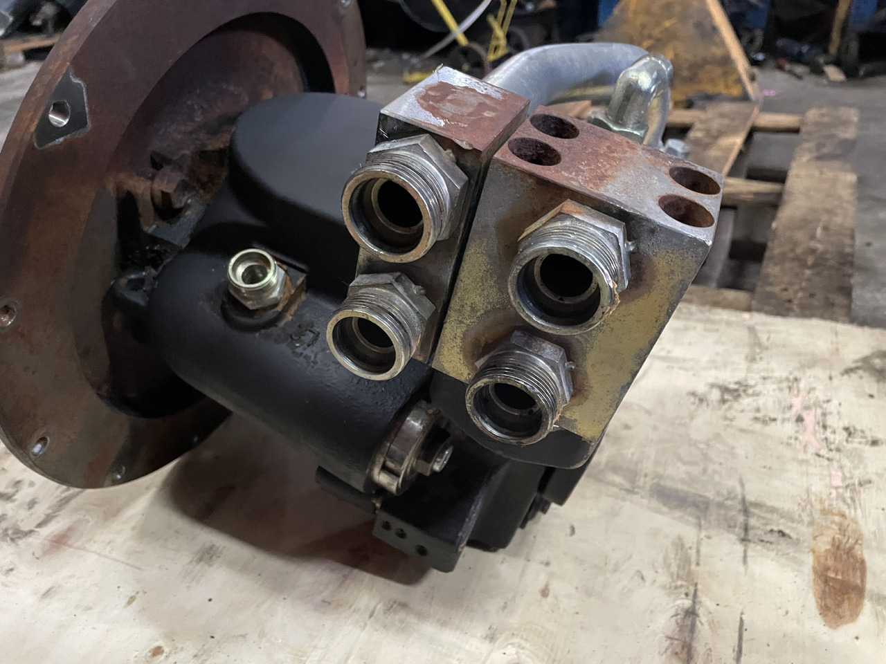 Pompa jazdy hydrostat Sauer Danfoss 521960 TMP-089 NFPE - Hüdrauliline pump - Põllutööseade: pilt 4 Pompa jazdy hydrostat Sauer Danfoss 521960 TMP-089 NFPE - Hüdrauliline pump - Põllutööseade: pilt 4