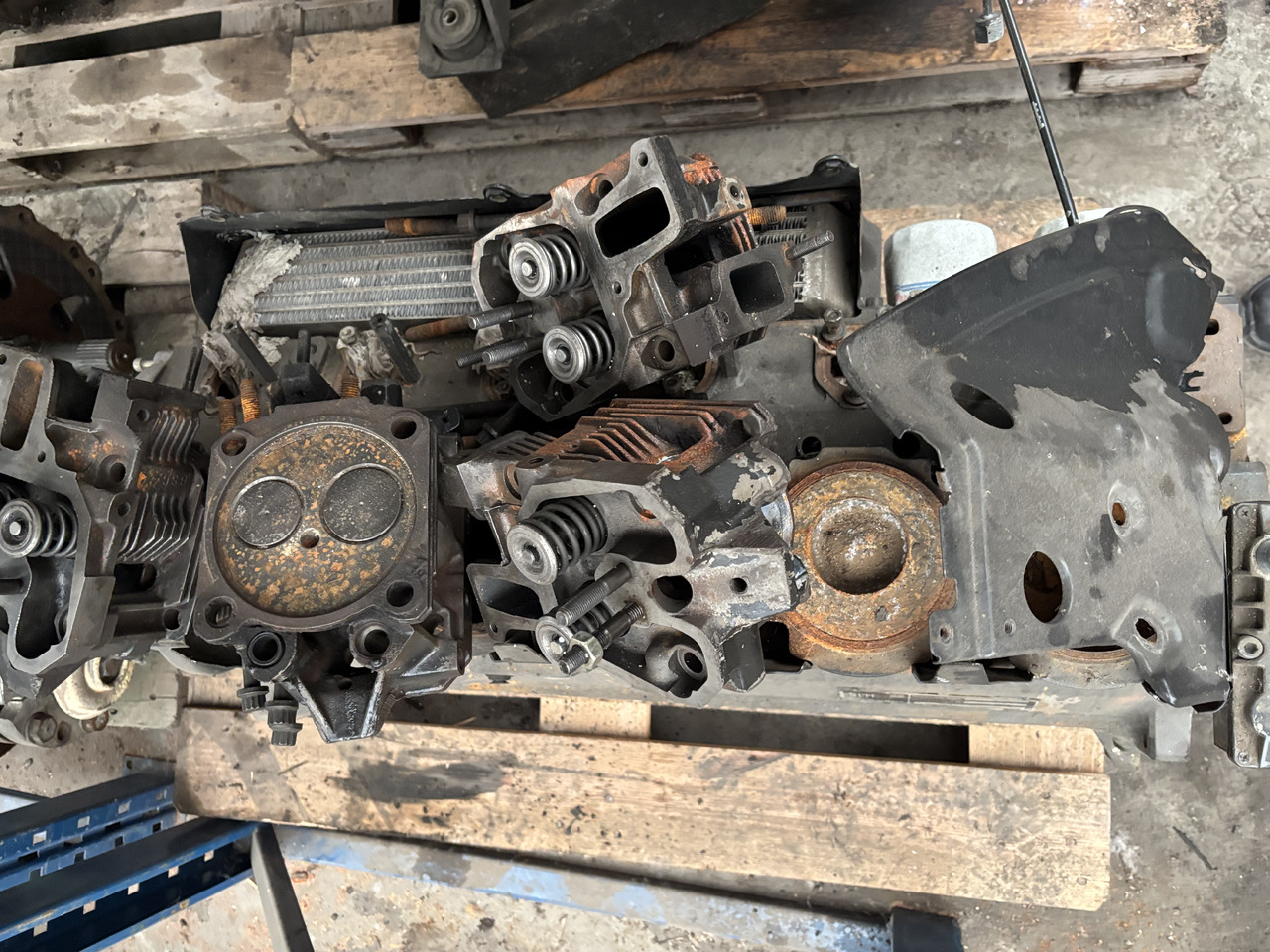 SAME 100.6 1000.6A1 1000 6A1 2017rok Silnik 6L CZĘŚCI - Mootor - Põllutööseade: pilt 4 SAME 100.6 1000.6A1 1000 6A1 2017rok Silnik 6L CZĘŚCI - Mootor - Põllutööseade: pilt 4