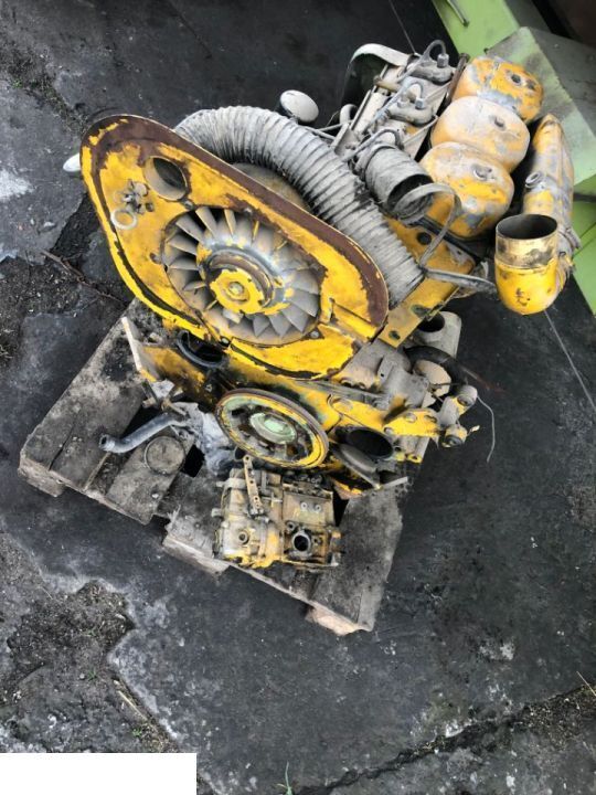 SILNIk DEUTZ F3L912 części - Mootor - Materjali käitlemise seade: pilt 1 SILNIk DEUTZ F3L912 części - Mootor - Materjali käitlemise seade: pilt 1