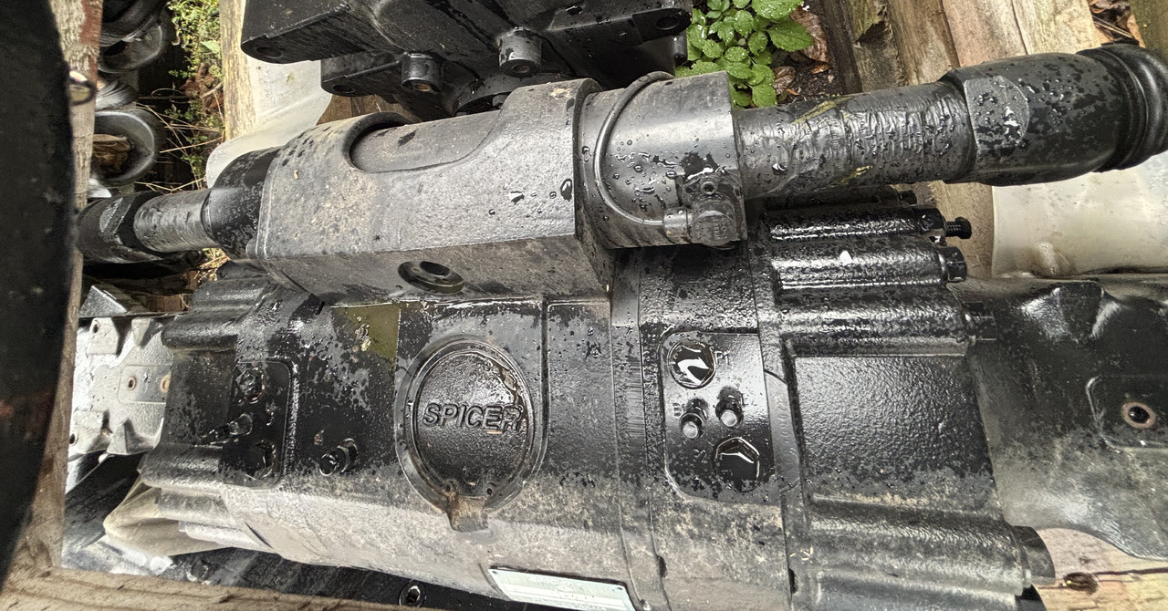 SPICER DANA 367/212/134 Przekładnia Planetarna Obudowa Przegub Wałek Zwolnica CZĘŚCI NOWE - Veomootor - Põllutööseade: pilt 5 SPICER DANA 367/212/134 Przekładnia Planetarna Obudowa Przegub Wałek Zwolnica CZĘŚCI NOWE - Veomootor - Põllutööseade: pilt 5