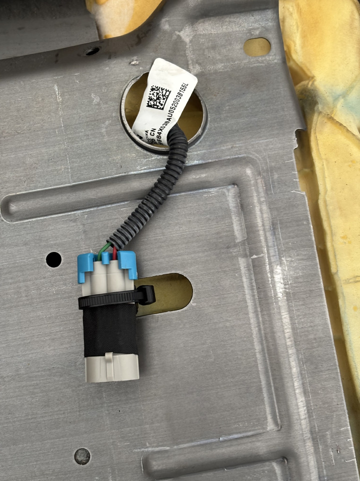 Siedzisko Skórzane John Deere Materiałowe Oryginał RE174401 - Iste - Põllutööseade: pilt 3 Siedzisko Skórzane John Deere Materiałowe Oryginał RE174401 - Iste - Põllutööseade: pilt 3