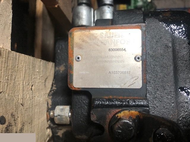 Terex TL 310 - Pompa Hydrauliki Sauer Danfoss ERR100 - Hüdrauliline pump - Põllutööseade: pilt 5 Terex TL 310 - Pompa Hydrauliki Sauer Danfoss ERR100 - Hüdrauliline pump - Põllutööseade: pilt 5