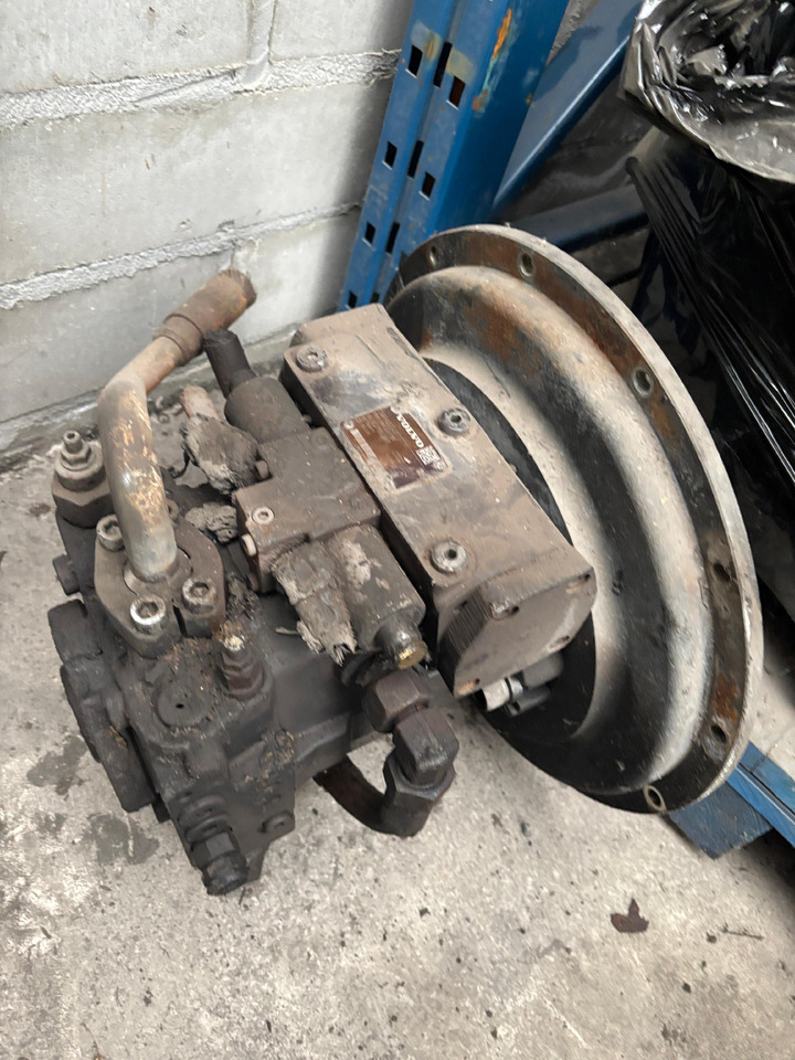 VOLVO L30 L30G Pompa hydrauliczna 15222842 R902207155 - Hüdrauliline pump - Põllutööseade: pilt 4 VOLVO L30 L30G Pompa hydrauliczna 15222842 R902207155 - Hüdrauliline pump - Põllutööseade: pilt 4