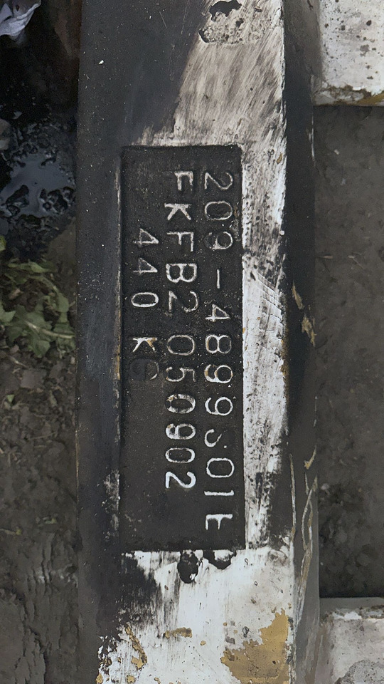 Cat Caterpillar TH350 TH355 TH360 TH460 - balast obciąźnik 209-4899 - Varuosa - Teleskooplaadur: pilt 2 Cat Caterpillar TH350 TH355 TH360 TH460 - balast obciąźnik 209-4899 - Varuosa - Teleskooplaadur: pilt 2