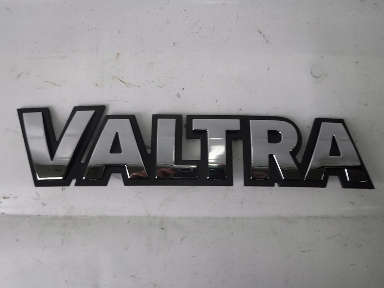 Valtra S293 - Zwolnica - Zwrotnica - Półoś - Skrzynia - Silnik - Siłowniki - Varuosa -: pilt 1 Valtra S293 - Zwolnica - Zwrotnica - Półoś - Skrzynia - Silnik - Siłowniki - Varuosa -: pilt 1