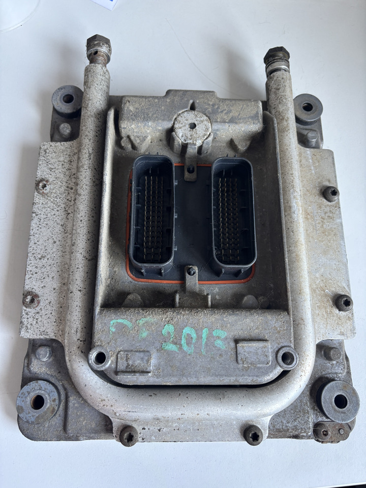 Volvo EC210BLC EC240BLC EC290BLC D6E D7E - sterownik silnika ECU 60100000 - Mootori juhtimisseade - Veoauto: pilt 1 Volvo EC210BLC EC240BLC EC290BLC D6E D7E - sterownik silnika ECU 60100000 - Mootori juhtimisseade - Veoauto: pilt 1
