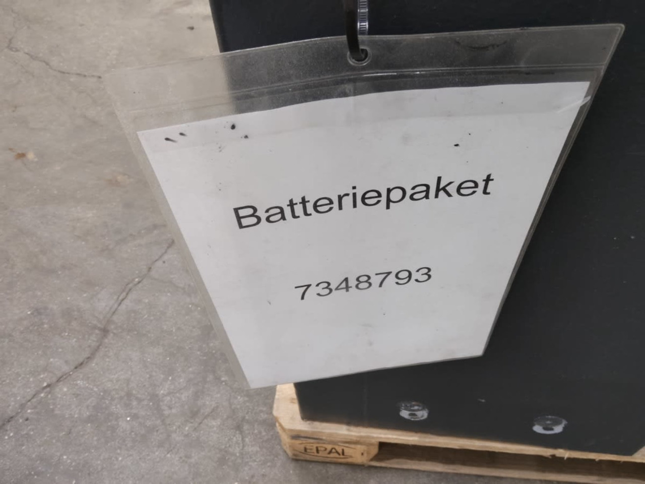 Battery Package - 4 Pcs. - Aku - Materjali käitlemise seade: pilt 2 Battery Package - 4 Pcs. - Aku - Materjali käitlemise seade: pilt 2