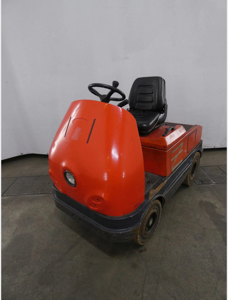 Bradshaw T800 - Puksiirtraktor: pilt 1 Bradshaw T800 - Puksiirtraktor: pilt 1