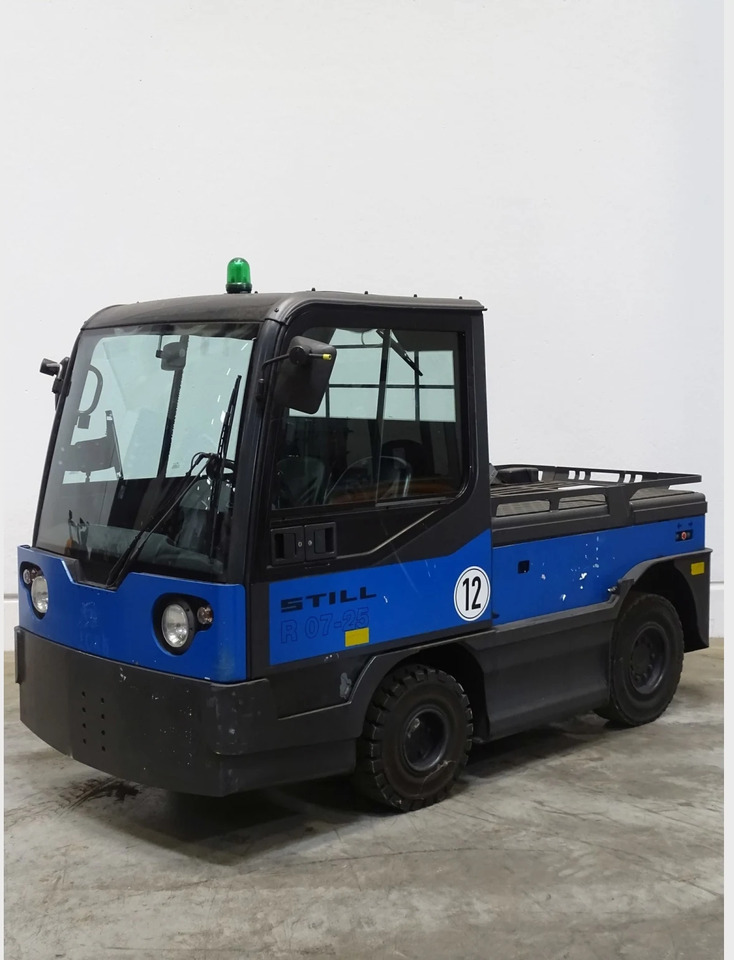 Linde P250 - Puksiirtraktor: pilt 1 Linde P250 - Puksiirtraktor: pilt 1