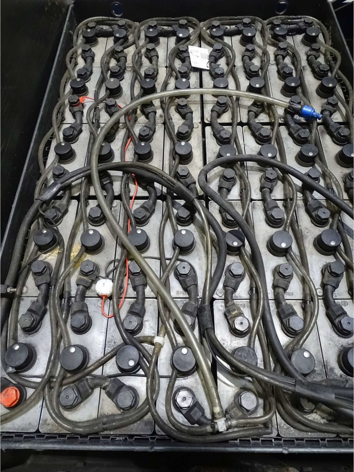 Linde P250 - Puksiirtraktor: pilt 4 Linde P250 - Puksiirtraktor: pilt 4