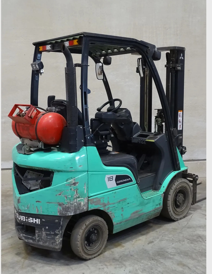 Mitsubishi FG18NT - Gaasitõstuk: pilt 2 Mitsubishi FG18NT - Gaasitõstuk: pilt 2