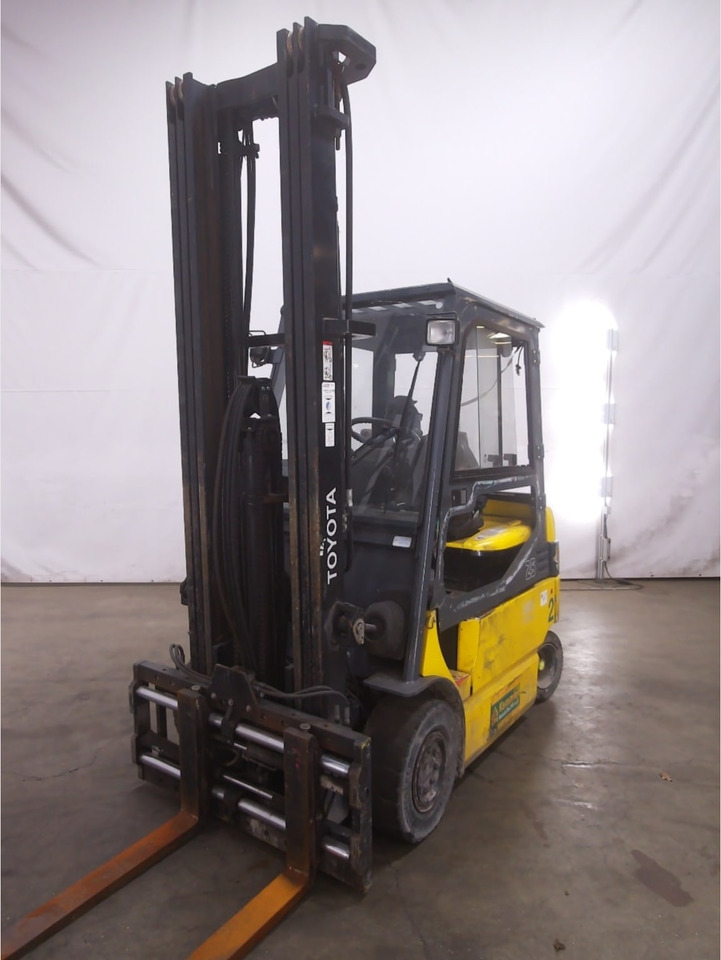 Package 5: TOYOTA 7FBMF25 & 7FBMF30 - Elektritõstuk: pilt 2 Package 5: TOYOTA 7FBMF25 & 7FBMF30 - Elektritõstuk: pilt 2