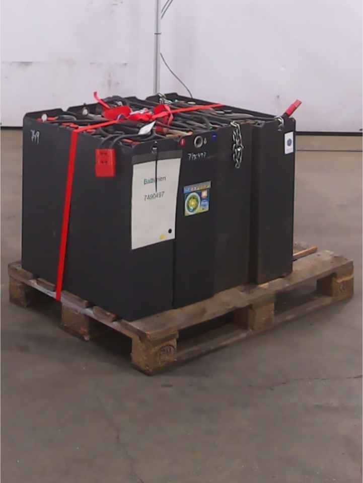STILL 4x Batterien - Aku - Materjali käitlemise seade: pilt 1 STILL 4x Batterien - Aku - Materjali käitlemise seade: pilt 1