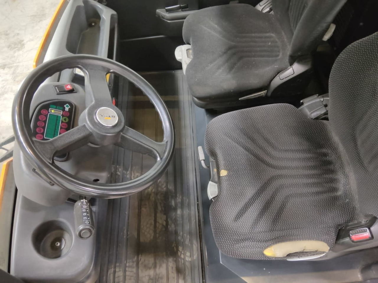 STILL R07-25 - Puksiirtraktor: pilt 3 STILL R07-25 - Puksiirtraktor: pilt 3