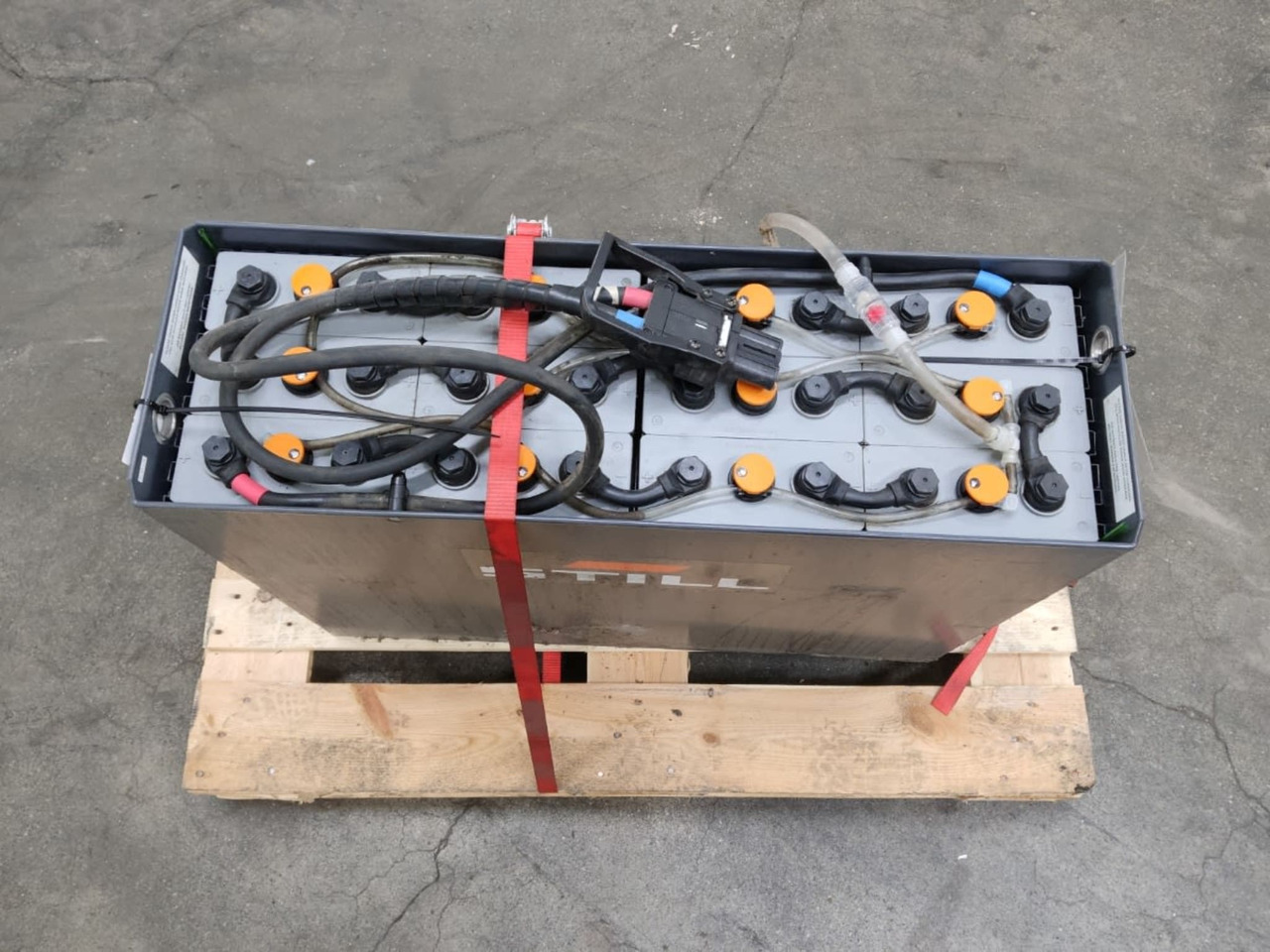 TAB 24V 500Ah - Aku - Materjali käitlemise seade: pilt 4 TAB 24V 500Ah - Aku - Materjali käitlemise seade: pilt 4