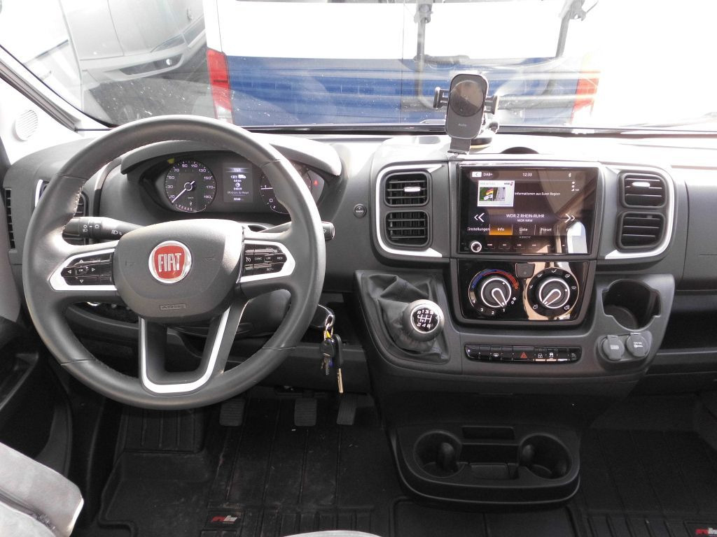 Carado T 459 Edition15 Solar, WR, RFK, SAT/TV uvm.+++ - Poolintegreeritud matkaauto: pilt 4 Carado T 459 Edition15 Solar, WR, RFK, SAT/TV uvm.+++ - Poolintegreeritud matkaauto: pilt 4