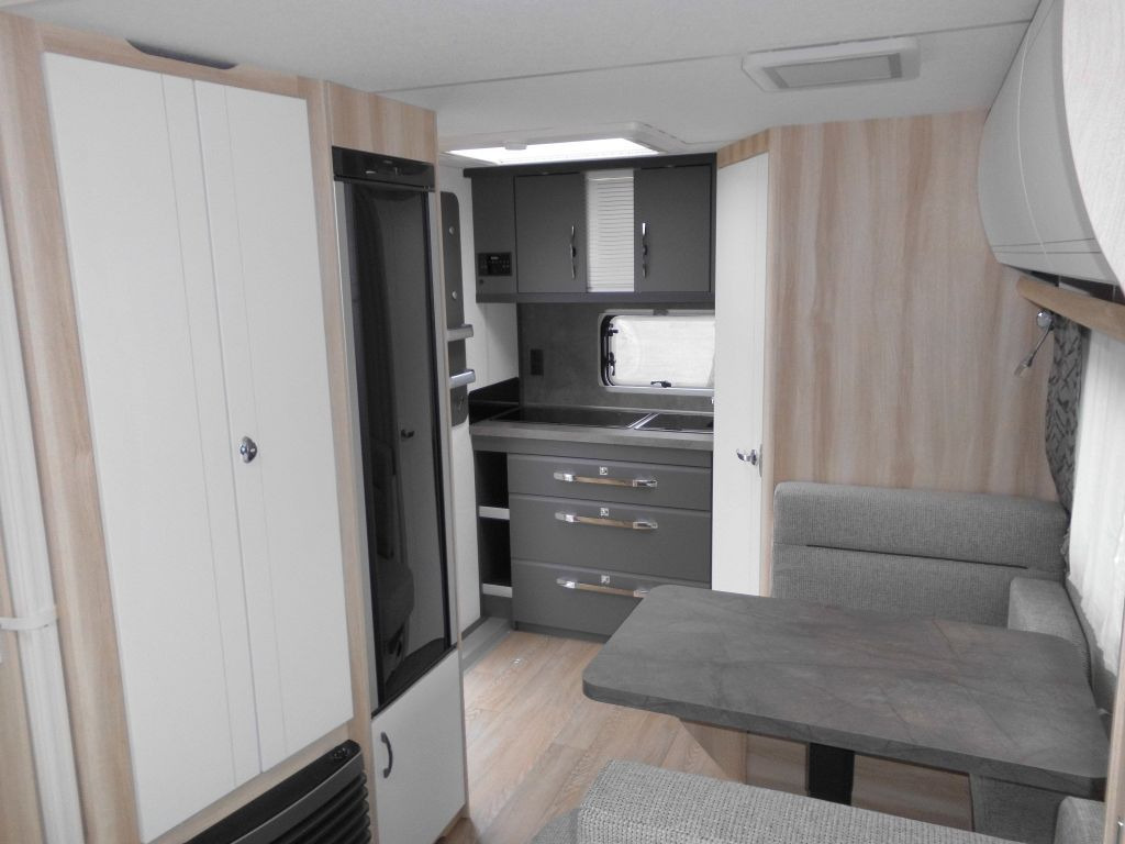 Uus Haagissuvila Hobby De Luxe 460 SFf 2025 AUTARK FBH 1500kg. +++ Hobby De Luxe 460 SFf mit Extras, Lagerabverkauf: pilt 7