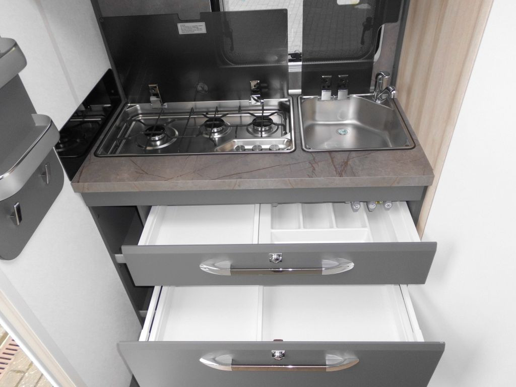 Uus Haagissuvila Hobby De Luxe 460 SFf 2025 AUTARK FBH 1500kg. +++ Hobby De Luxe 460 SFf mit Extras, Lagerabverkauf: pilt 10