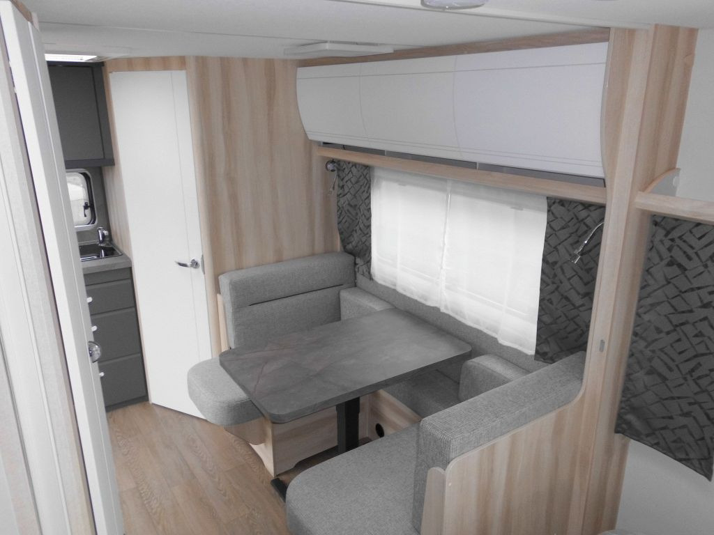 Uus Haagissuvila Hobby De Luxe 460 SFf 2025 AUTARK FBH 1500kg. +++ Hobby De Luxe 460 SFf mit Extras, Lagerabverkauf: pilt 6