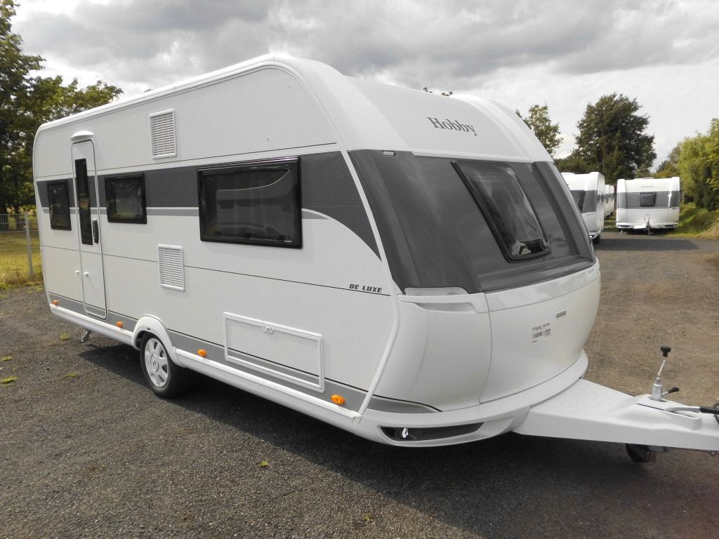 Hobby De Luxe 495 UL 2026 AUTARK 1800kg. Ambiente++ - Haagissuvila: pilt 1 Hobby De Luxe 495 UL 2026 AUTARK 1800kg. Ambiente++ - Haagissuvila: pilt 1