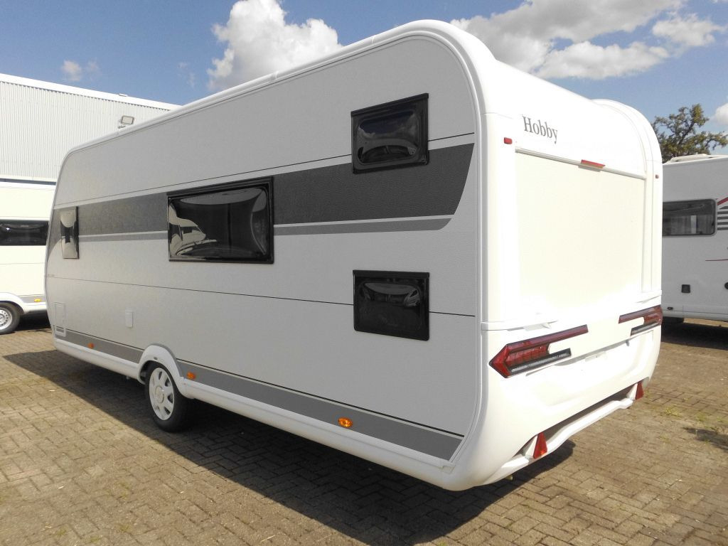 Hobby De Luxe 540 KMFe 2026 GARAGE AUTARK 1800kg. - Haagissuvila: pilt 3 Hobby De Luxe 540 KMFe 2026 GARAGE AUTARK 1800kg. - Haagissuvila: pilt 3