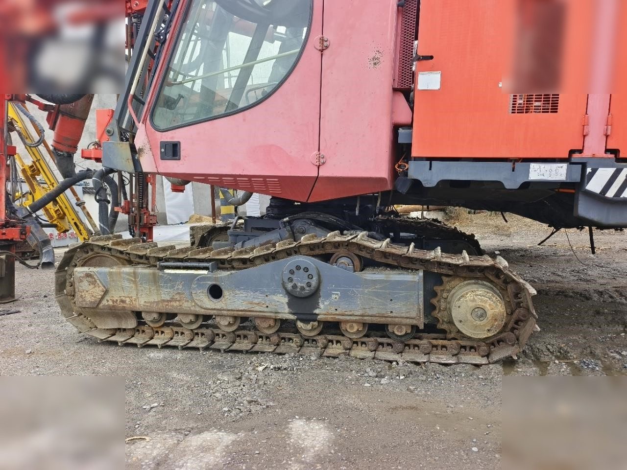 2011 SANDVIK DX800 - Puurimisplatvorm: pilt 3 2011 SANDVIK DX800 - Puurimisplatvorm: pilt 3
