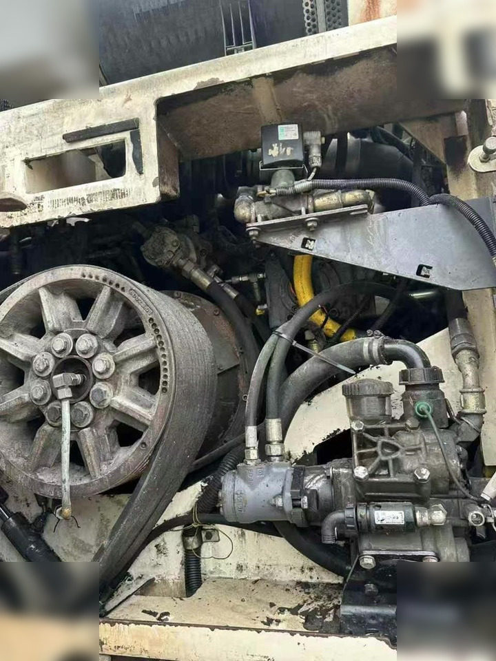 2011 WIRTGEN W2100 - Külmhöövel: pilt 4 2011 WIRTGEN W2100 - Külmhöövel: pilt 4