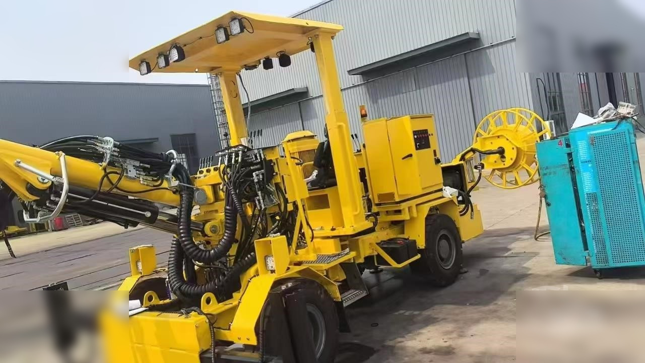 2014 ATLAS COPCO BOOMER 281 - Suunatav sisetreimismasin: pilt 3 2014 ATLAS COPCO BOOMER 281 - Suunatav sisetreimismasin: pilt 3