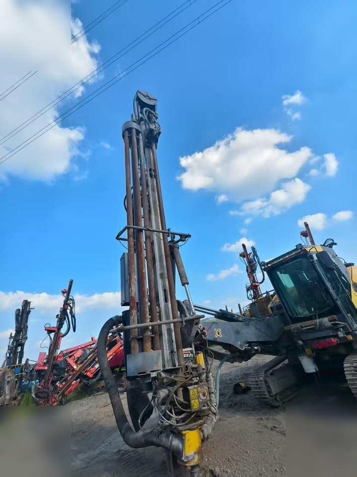 2015 ATLAS COPCO POWERROC D55-10 - Puurimisplatvorm: pilt 2 2015 ATLAS COPCO POWERROC D55-10 - Puurimisplatvorm: pilt 2