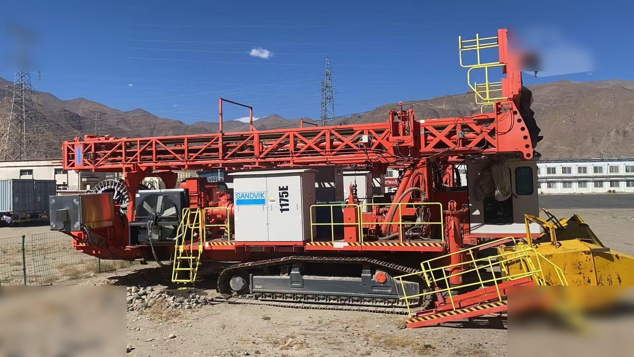 2016 SANDVIK D75KS - Puurimisplatvorm: pilt 2 2016 SANDVIK D75KS - Puurimisplatvorm: pilt 2