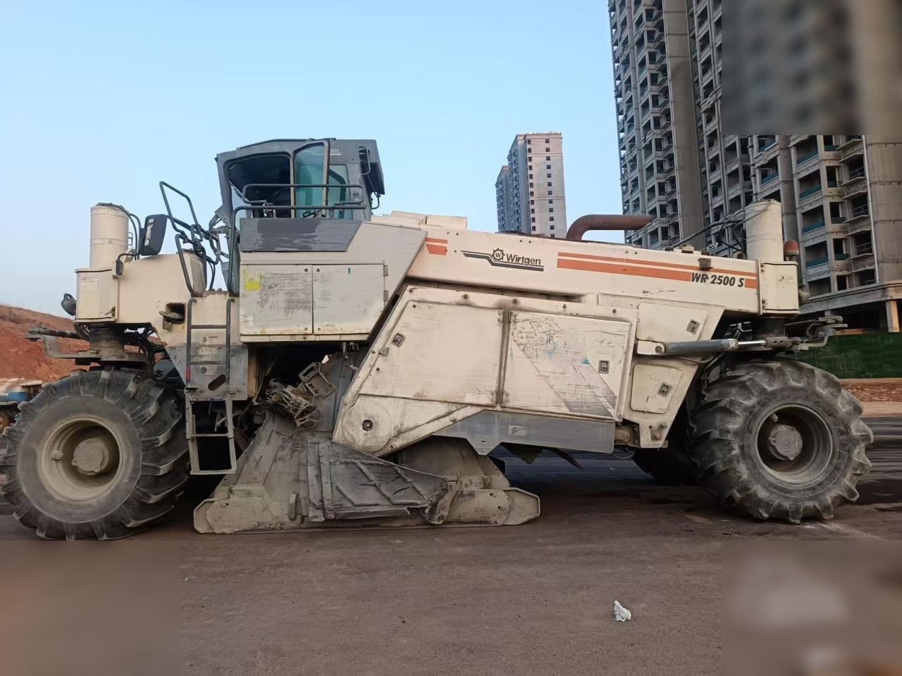 2016 WIRTGEN WR2500S - Pinnasetasandaja: pilt 1 2016 WIRTGEN WR2500S - Pinnasetasandaja: pilt 1