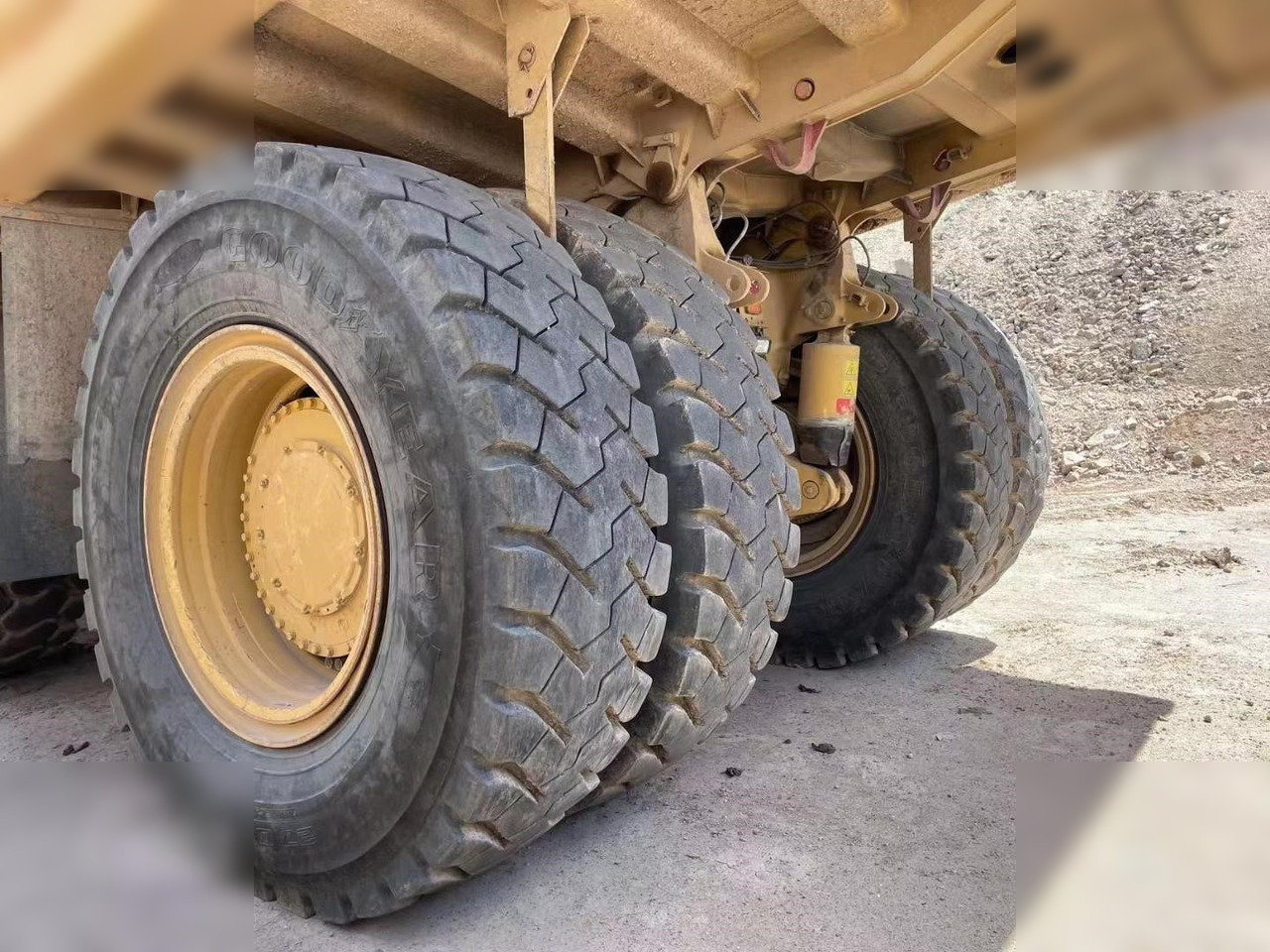 2018 CATERPILLAR 777E - Kastiga kallur/ Kiviveoauto: pilt 3 2018 CATERPILLAR 777E - Kastiga kallur/ Kiviveoauto: pilt 3