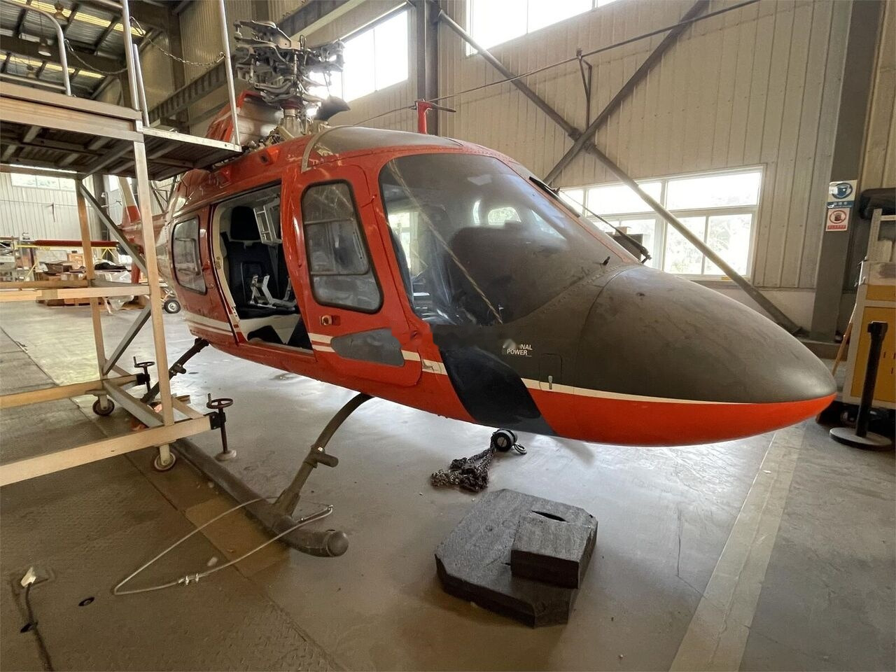 Õhusõidukite maapealsed teenindusseadmed AGUSTA AW119 MKII KOALA: pilt 1